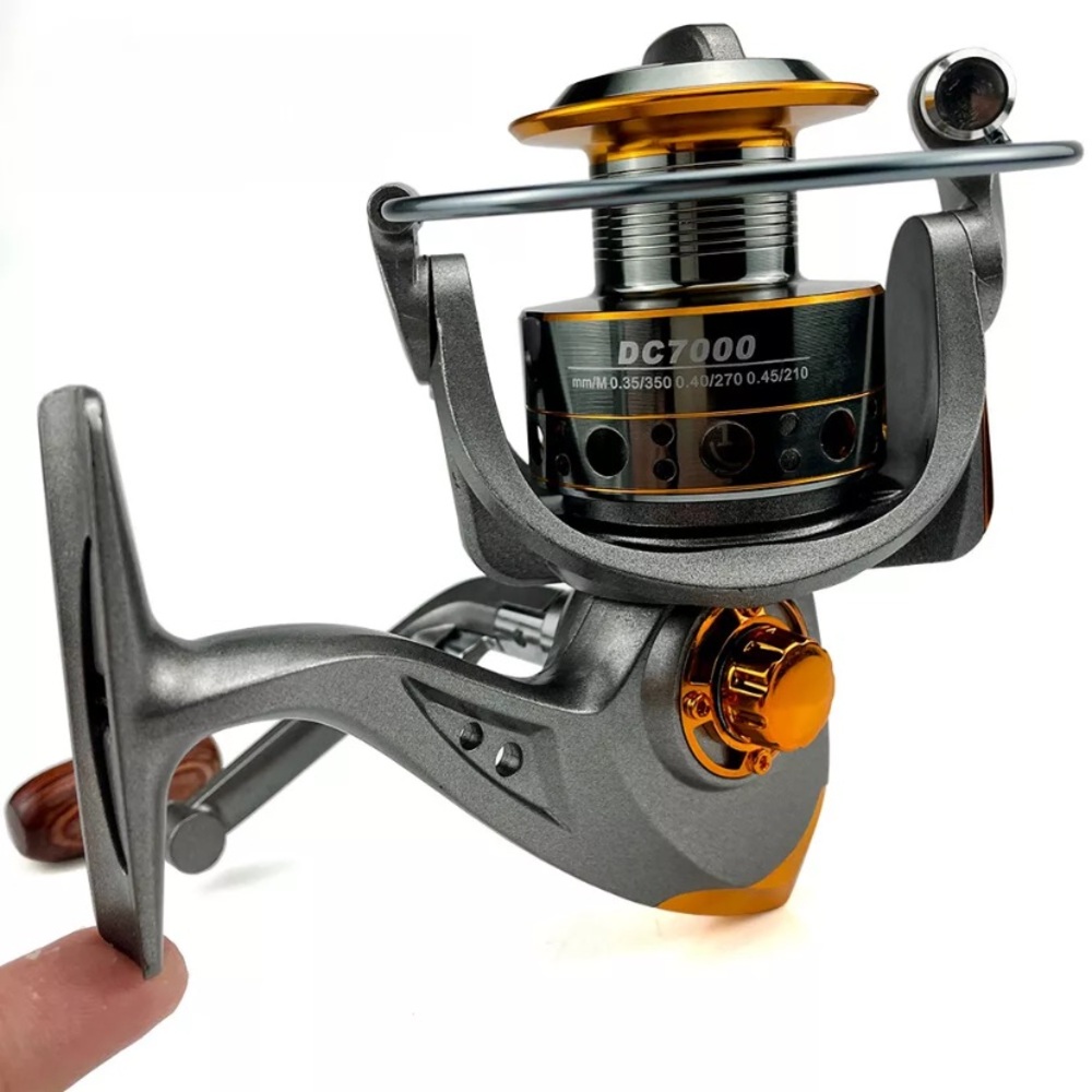 Freshwater/Saltwater Fishing Reel